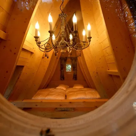 Hexenhäuschen Am Waldrand