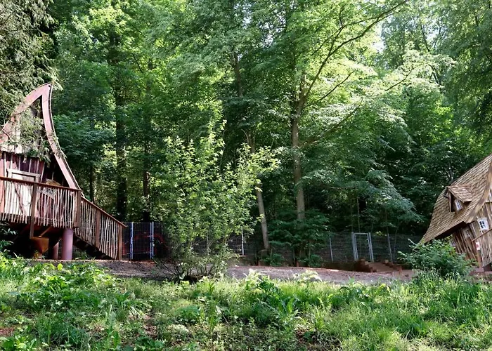 Hexenhaeuschen Am Waldrand אנוויילר אם טריפלס