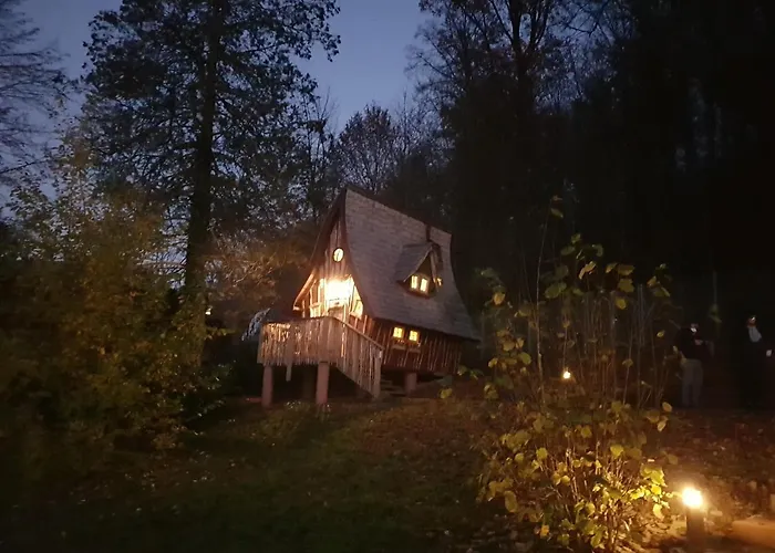 Hexenhaeuschen Am Waldrand אכסניה