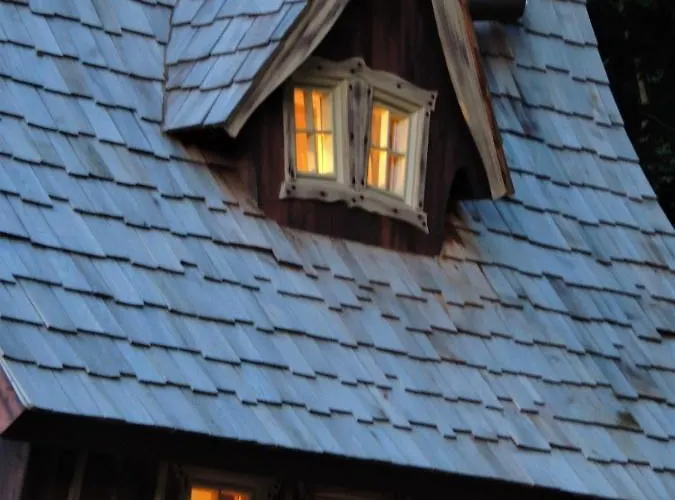 אכסניה Hexenhaeuschen Am Waldrand