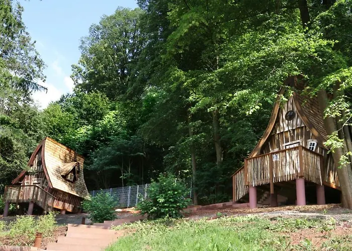 אכסניה Hexenhaeuschen Am Waldrand אנוויילר אם טריפלס